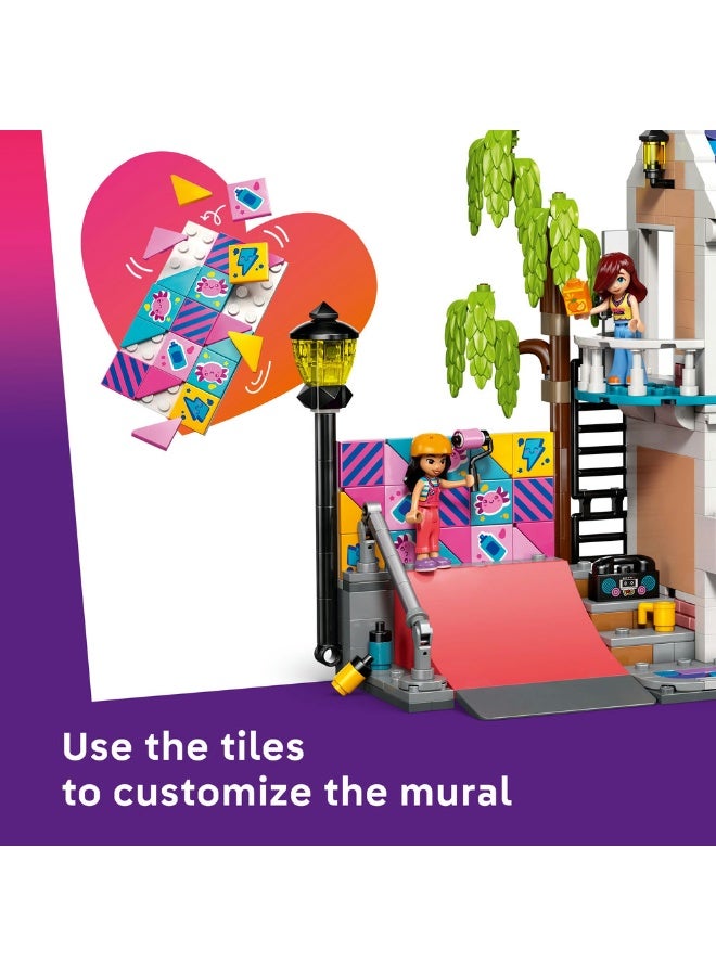 LEGO Friends Liann’s Family House Toy with Mini Dolls 42687 (Age 7+, 946 Pieces) - Image 4