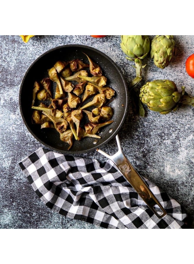 BS B&S BLACKPLUS Frypan High Tech Series – Non-Stick Induction Base Frying Pan with 1810 Inox Handle – Durable Cookware Kitchen Accessory – 32 cm - Image 2