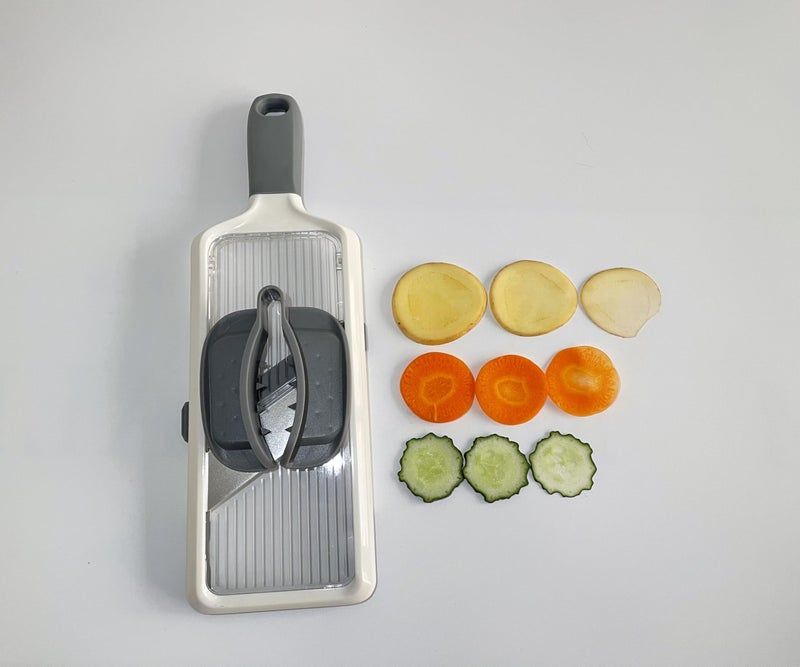 Brvnpily Handheld Mandoline Slicer with Food Holder Mandoline Food Slicer Adjustable Stainless Steel Blades Veggie Chopper & Cheese Grater for Speedy Slicing of Fruits and Vegetables - Image 2