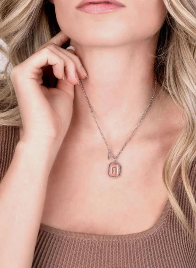 فورلا عقد ثماني الأضلاع