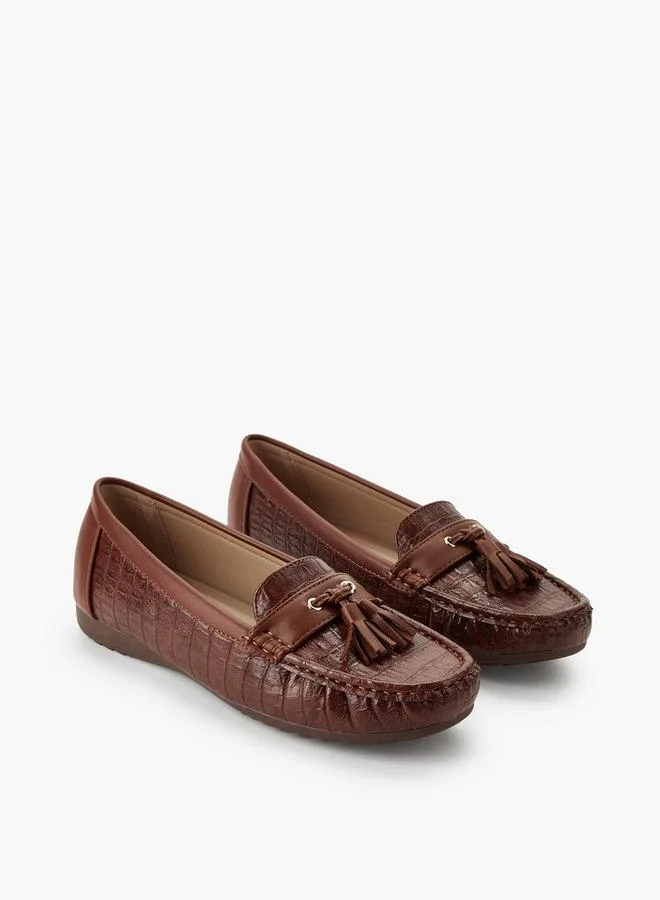 Women Tassel Accent Moccasins