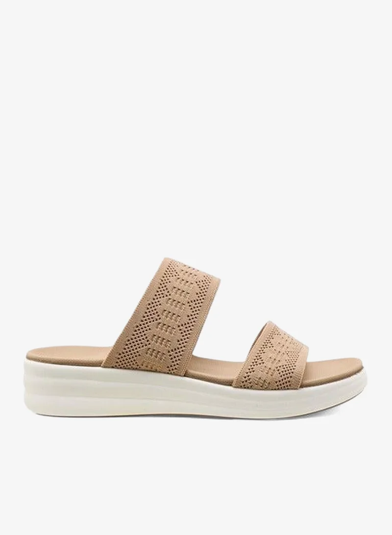 لو كونفورت صنادل نسائية بنسيج فلاي نيت سهلة الارتداء