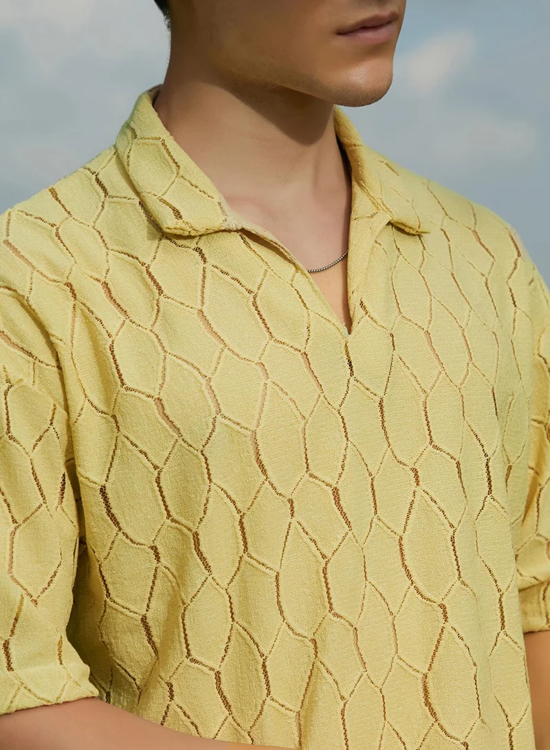 Campus Sutra Campus Sutra Men's Butter Yellow Honeycomb-Knit Polo T-Shirt For Casual Wear | Polo Neck | Short Regular Sleeves | Pull On Closure | T-Shirt Crafted With Comfort Fit For Everyday Wear