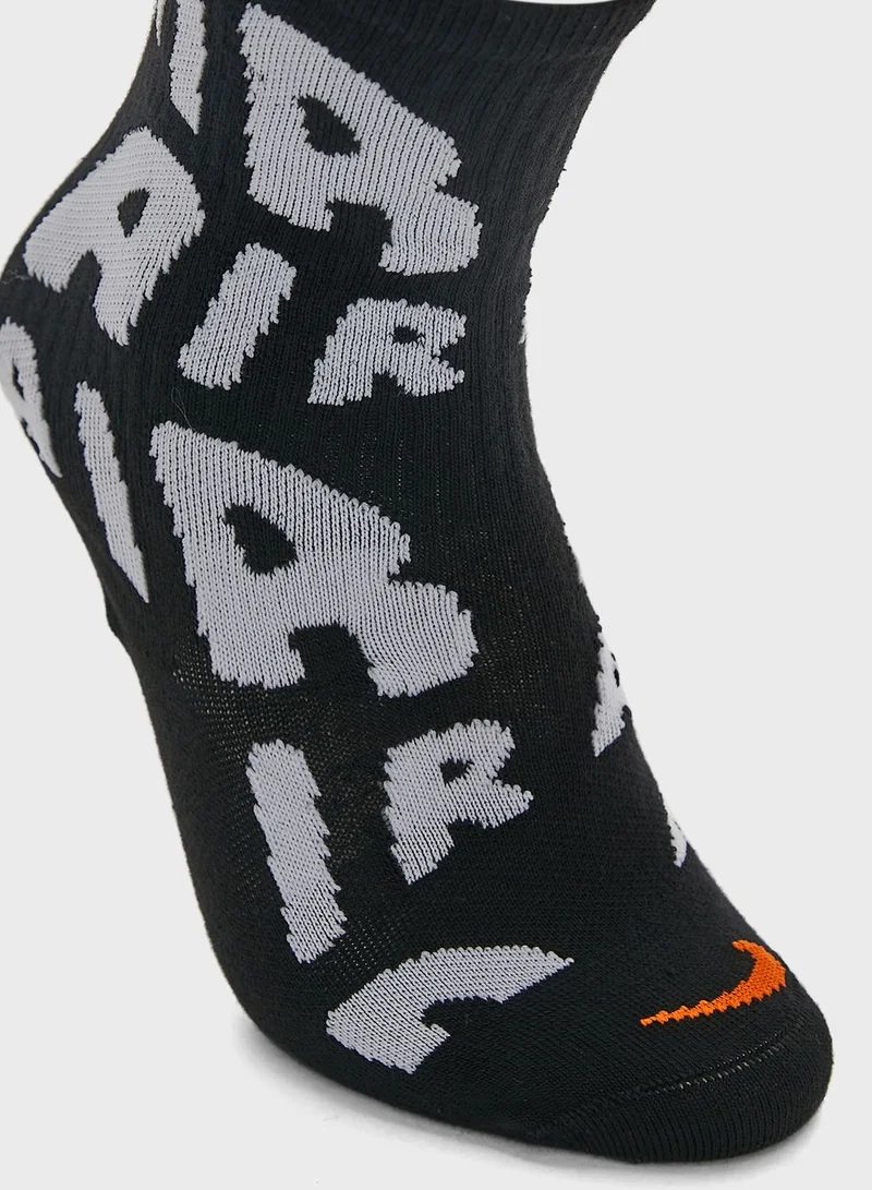 Nike Everyday Essential Crew Socks