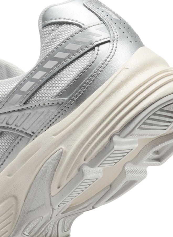 Nike WMNS Nike Initiator TRK 3  - Image 3