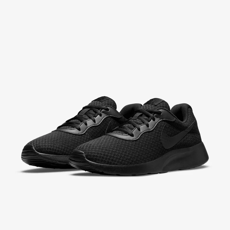 Nike Black Women's Tanjun Shoe for Women | Best Price UAE