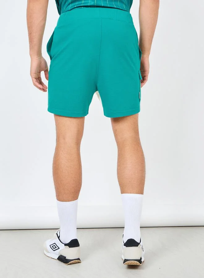 umbro Contrast Panelled Pintuck Cargo Shorts