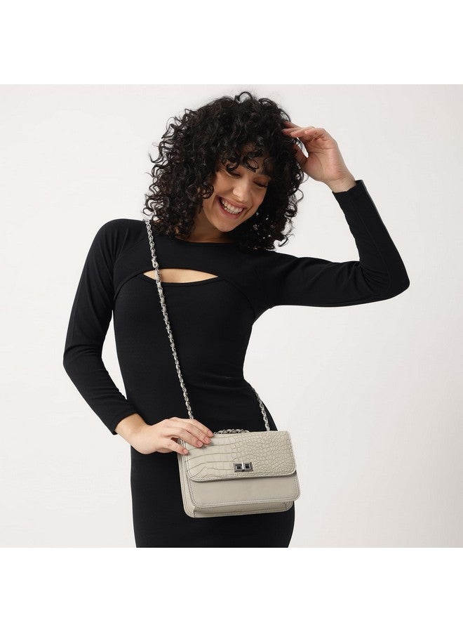 Fastrack Casual Sling Bag with Lock Closure for Girls, Medium Size with Internal Organiser and Metal Chain Strap, Made with High-Quality Faux Leather - Image 2