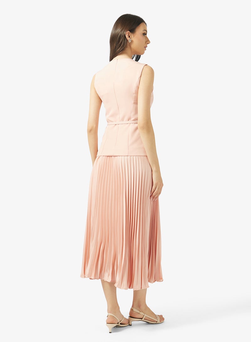 Style Cheat Crew Neck Belted Pleat Dress - Image 2
