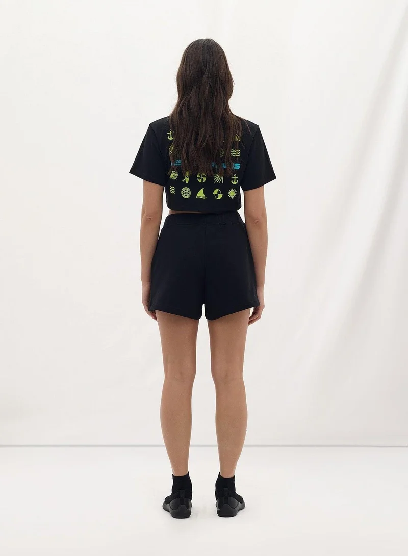 LES BENJAMINS SHORT 006