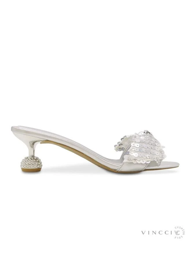 فينتشي صندل بكعب متوسط بحزام واحد