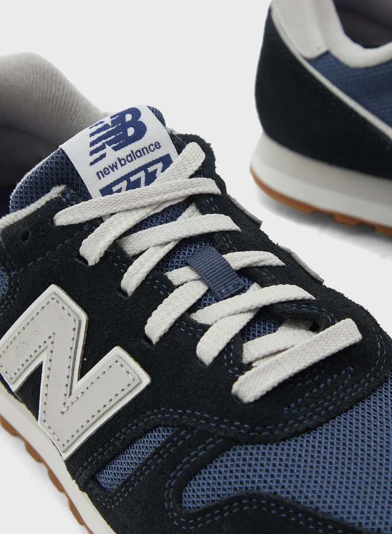 New Balance 373 Low Top Sneakers
