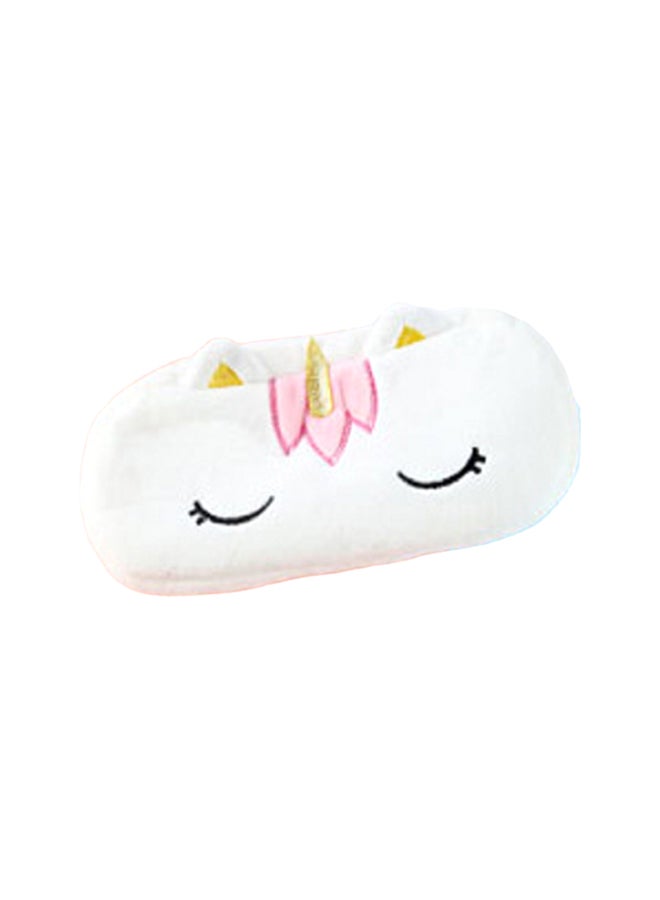 حافظة أقلام مزينة بدمية محشوة على شكل يونيكورن أبيض