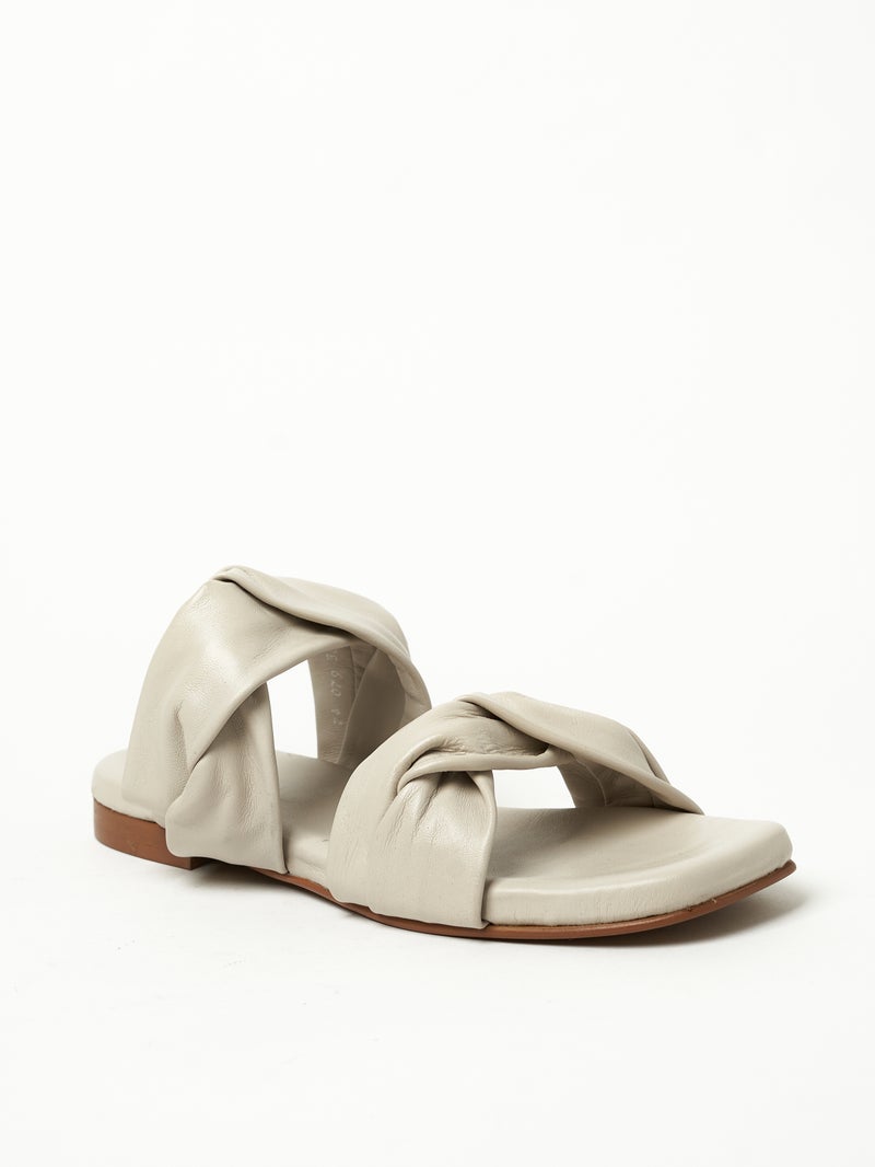 Y.so Women's Flat Slip-On Sandals – Comfortable & Stylish Everyday Footwear - Image 1