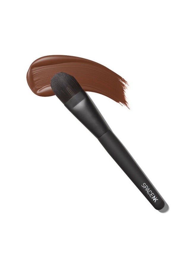 Space NK Brush 201 - Foundation, Primer and Skincare - Image 3