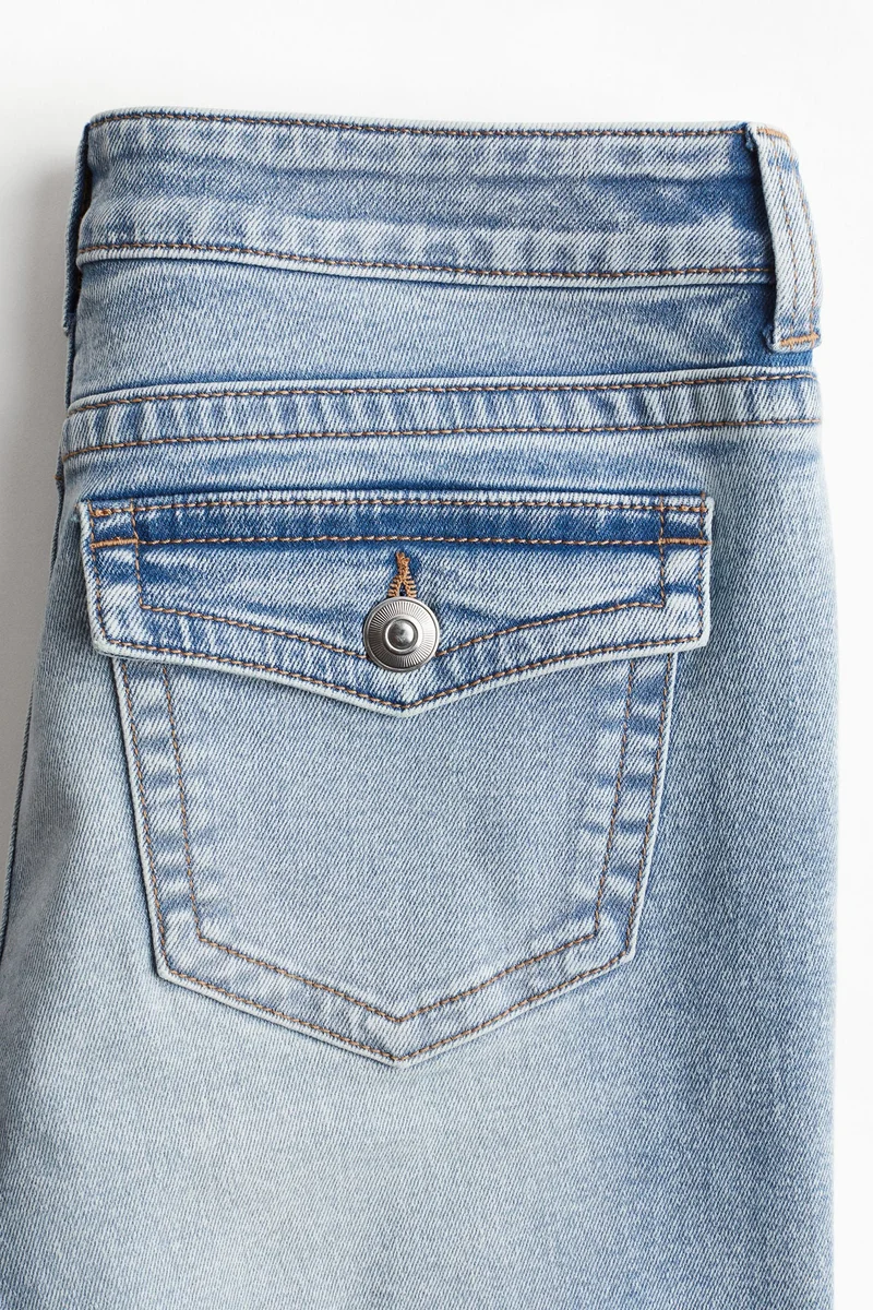 اتش اند ام جينز بقصة حافة واسعة وخصر منخفض