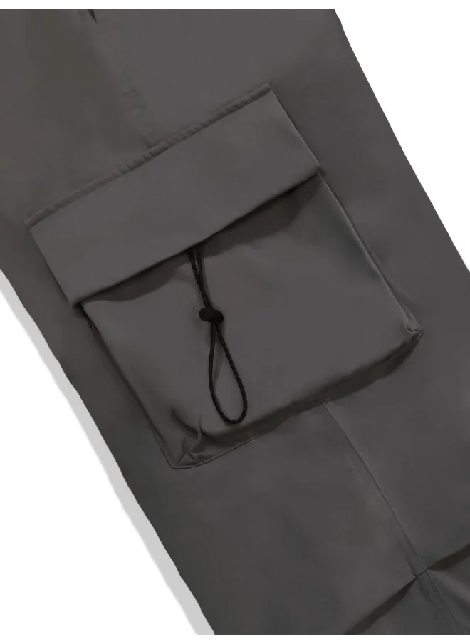 Maniac Maniac Men Solid Side Pockets Dark Grey Nylon fabric Baggy fit Cargo Pant