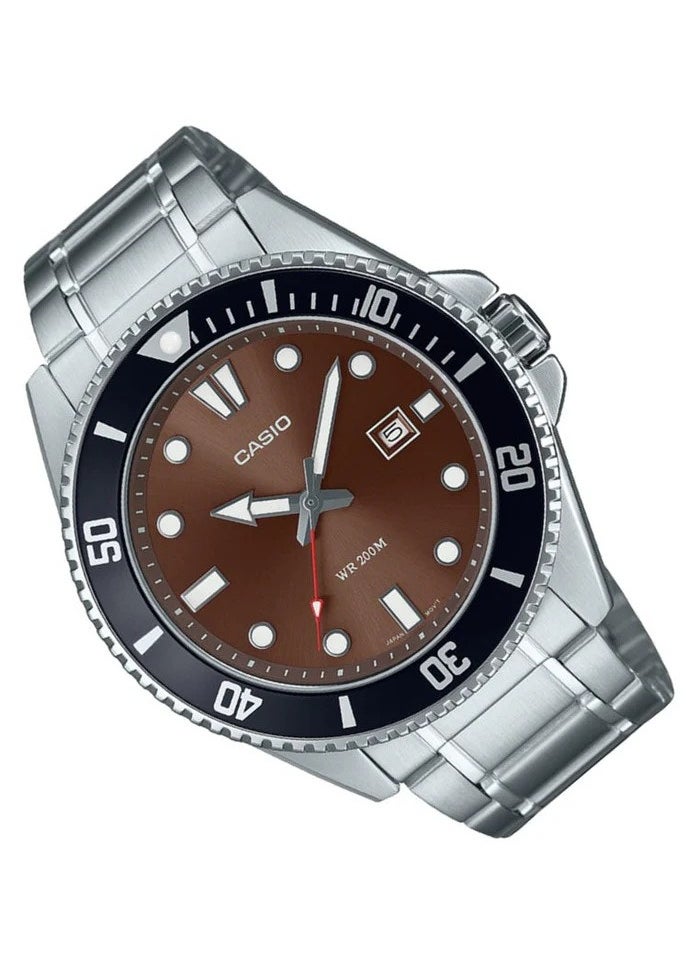 CASIO Casio MDV-107D-5A Analog Stainless Steel Strap Watch For Men  - Image 2