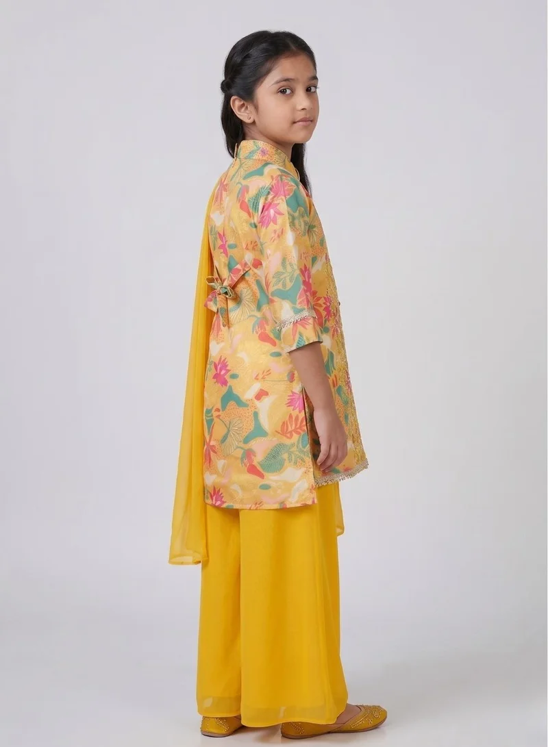 babyqlo Girls Yellow Printed Jacket Palazzo Set