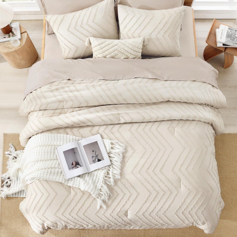 Litanika Litanika Full Size Comforter Sets Beige  Lightweight Fluffy Bedding Comforter Sets for Bed  3 Pieces Cream Down Alternative Comforter Bed Set Gift Choice (79x90Inches  1 Comforter and 2 Pillow Shams)  - Image 4