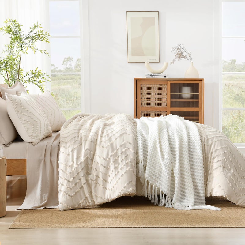 Litanika Litanika Full Size Comforter Sets Beige  Lightweight Fluffy Bedding Comforter Sets for Bed  3 Pieces Cream Down Alternative Comforter Bed Set Gift Choice (79x90Inches  1 Comforter and 2 Pillow Shams)  - Image 5