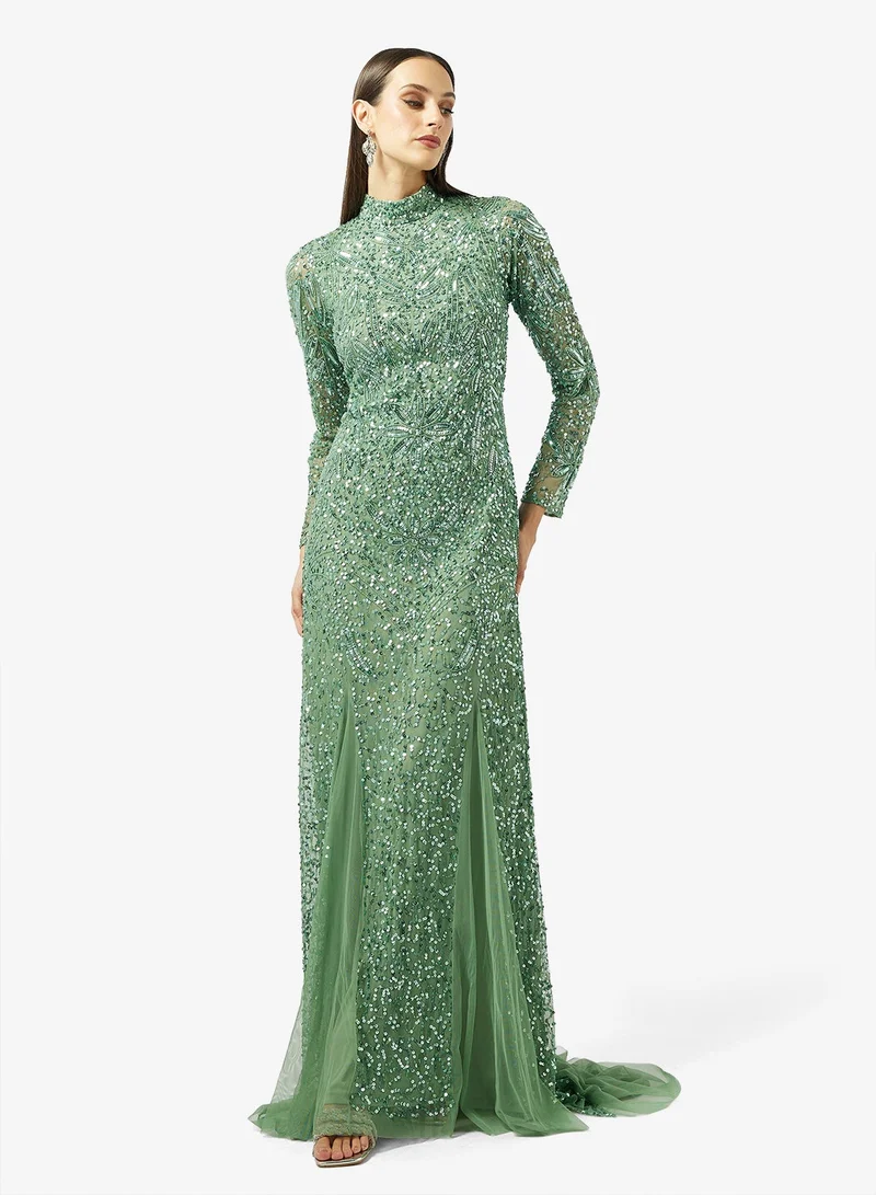 نمشي x فستان سهرة حورية البحر بياقة عالية مزين بالخرز