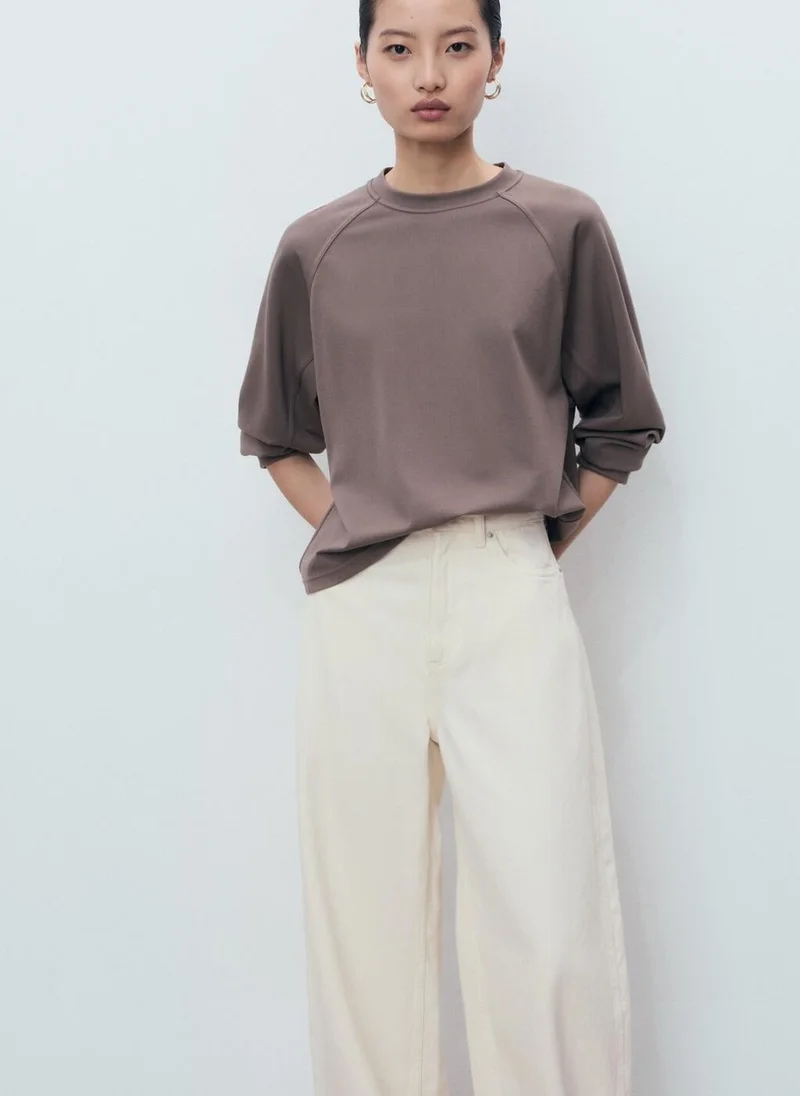 مانجو سويت شيرت بياقة دائرية