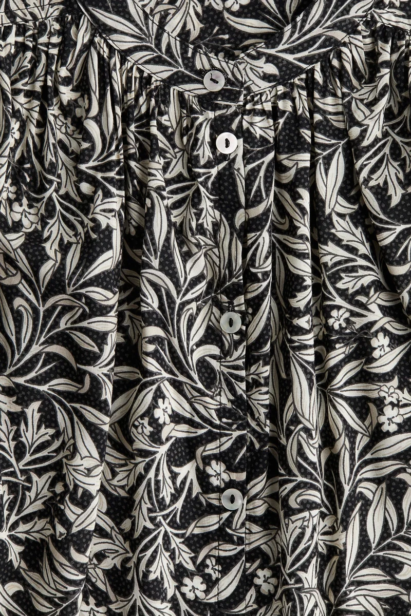 اتش اند ام بلوزة بأكمام واسعة