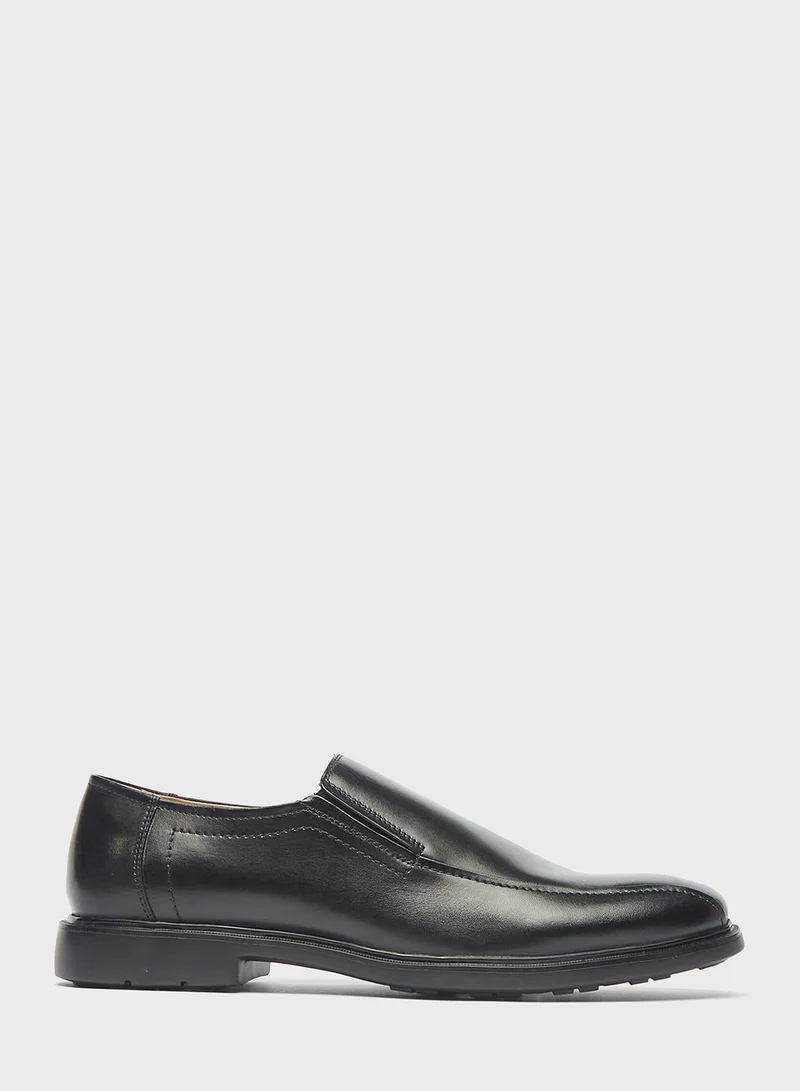 Le Confort Formal Slip Ons Shoes