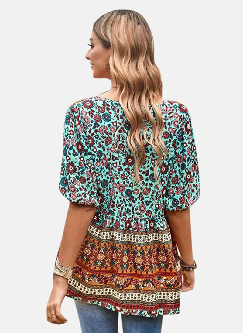 يونيكي Green V-Neck Printed Top