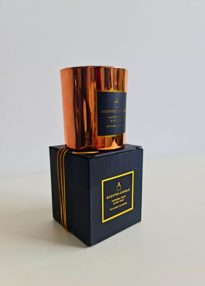 شمعة معطرة برائحة العود في وعاء زجاجي | شمعة فاخرة لديكور المنزل والاسترخاء | 230 جم - Image 2