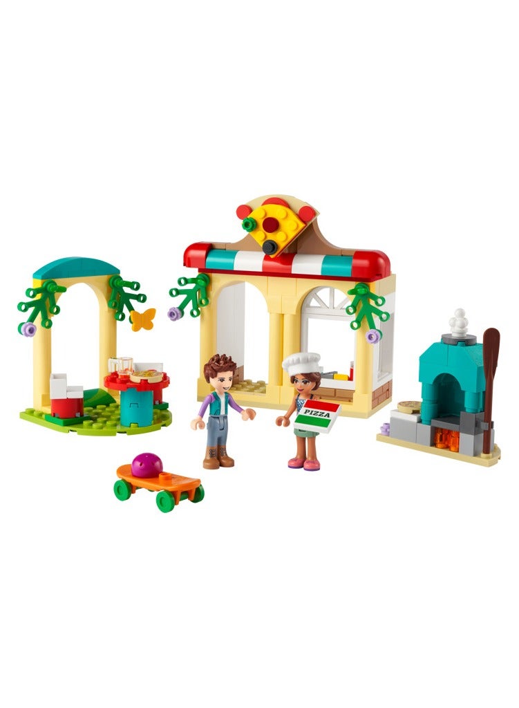 LEGO Heartlake City Pizzeria Set 41705 - Image 2
