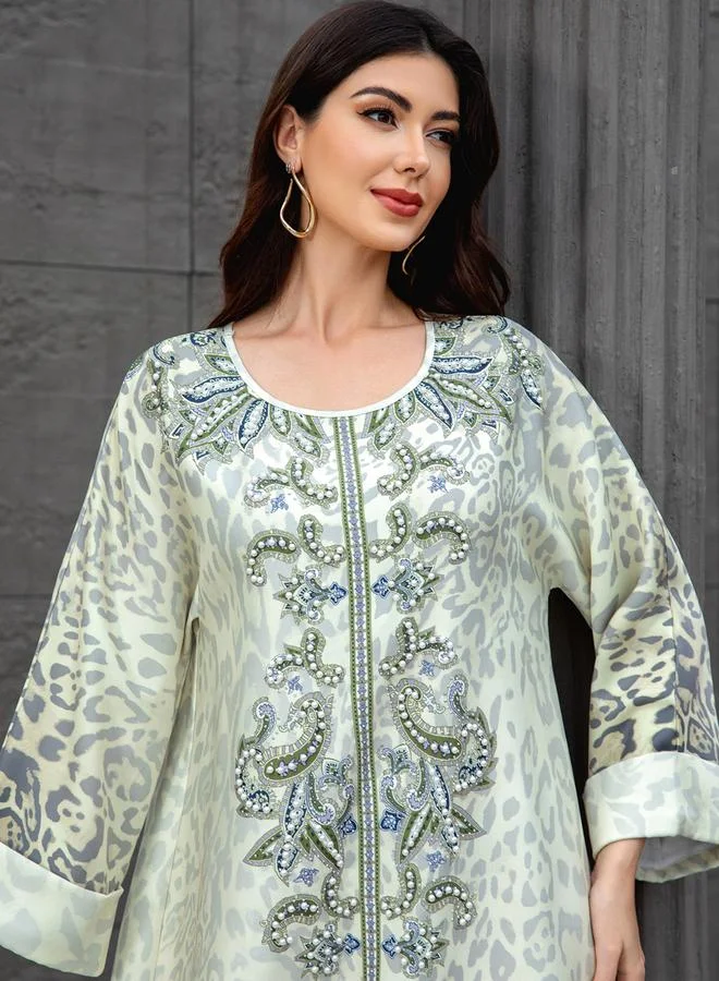 تايك تو جلابية مزينة بطبعة زهور ولؤلؤ صناعي