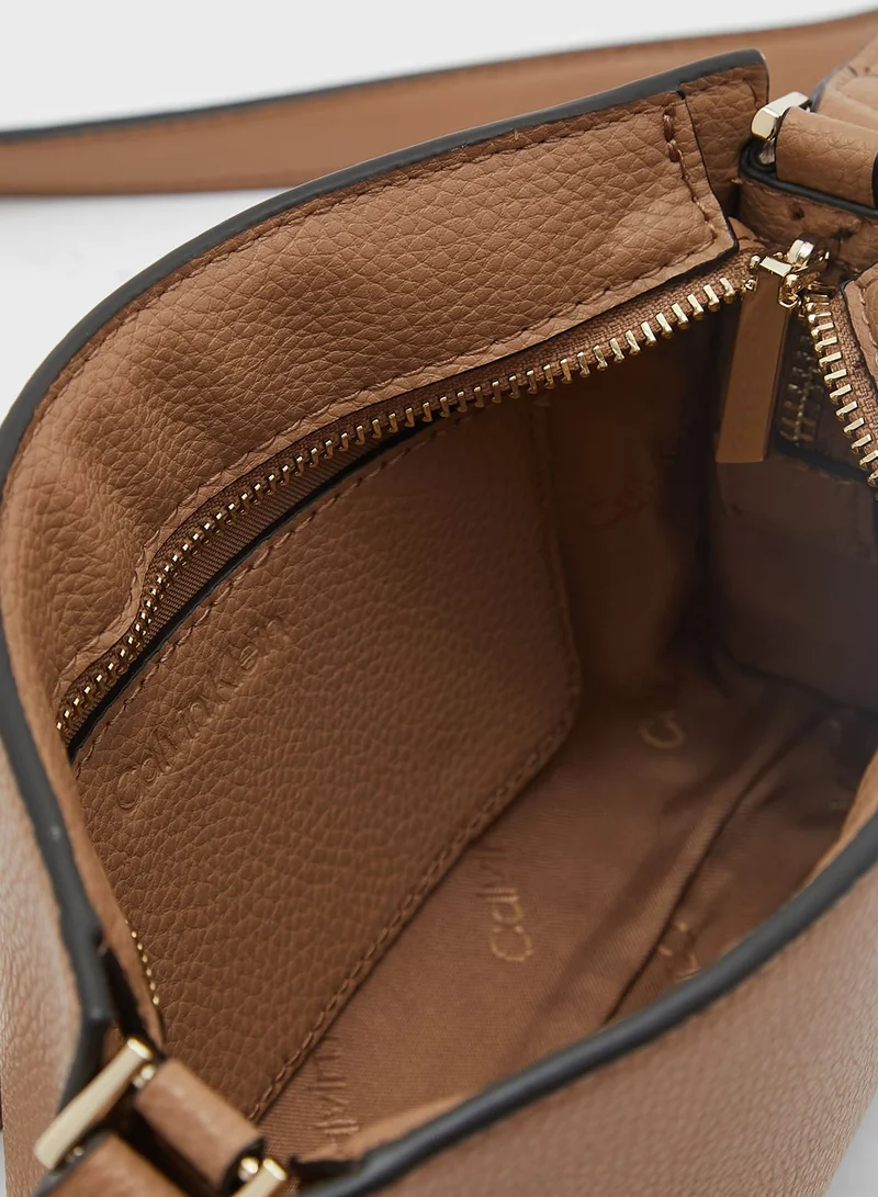 CALVIN KLEIN Code Crossbody