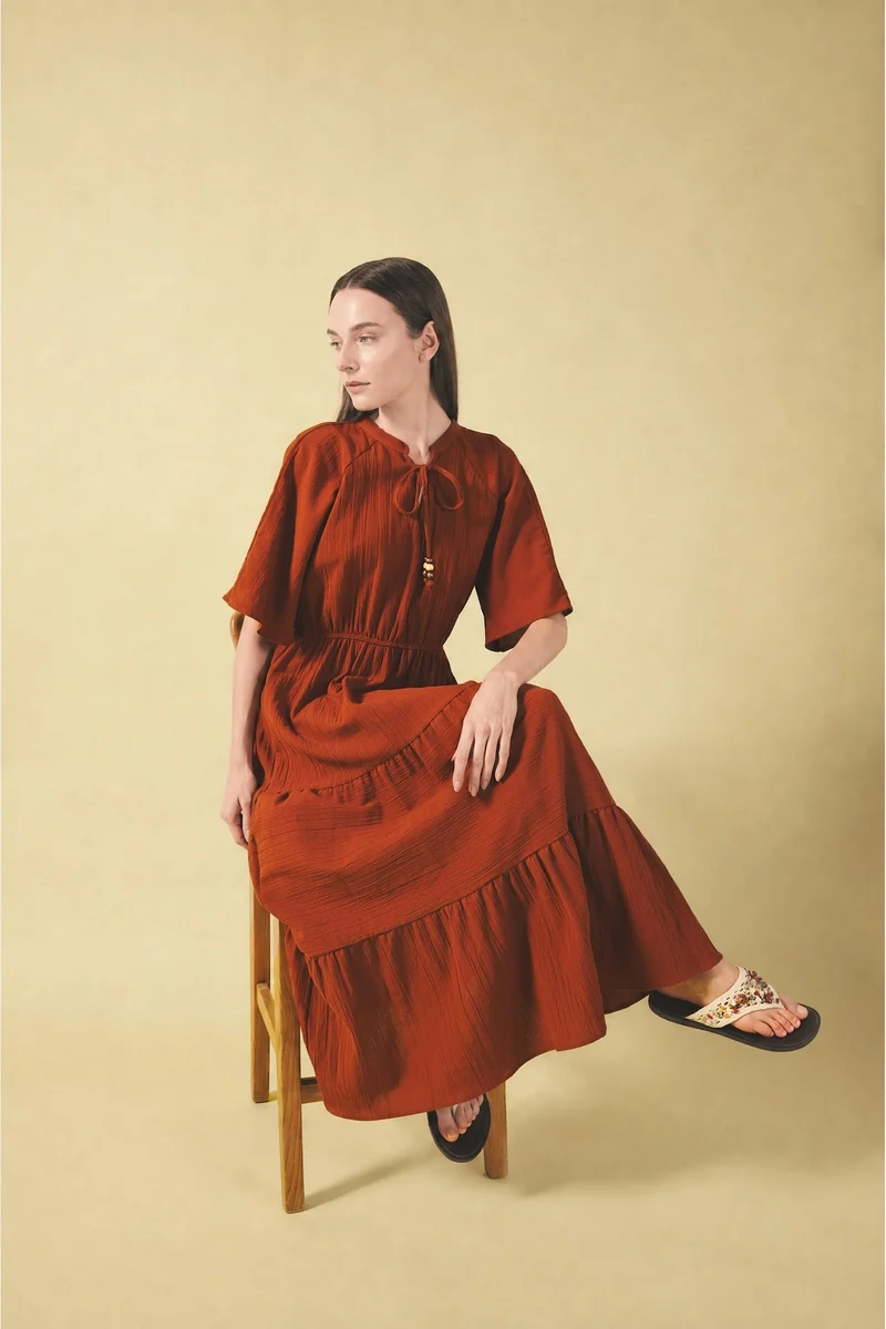 ديفاكتو A Cut Crew Neck Cotton Butterfly Sleeves Dress