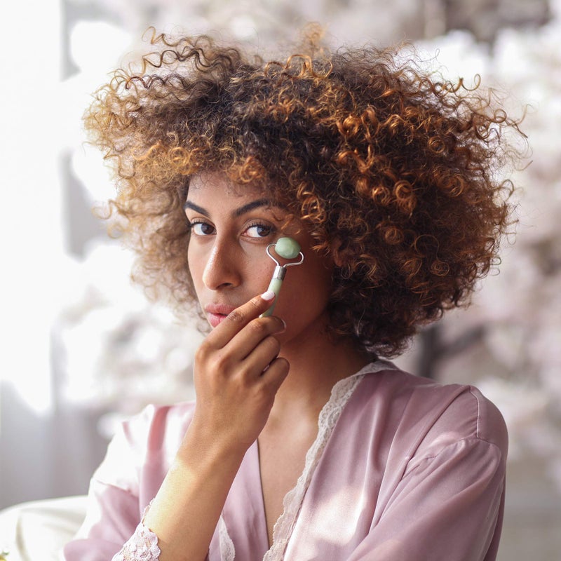 DAILY CONCEPTS Daily Facial Roller Two Stone Heads (Small For Under Eye Area ~ Large For Entire Face) Boosts Blood Circulation, Reduce Swelling, Helps Skincare Products Penetrate Deeper' (Jade) - Image 4