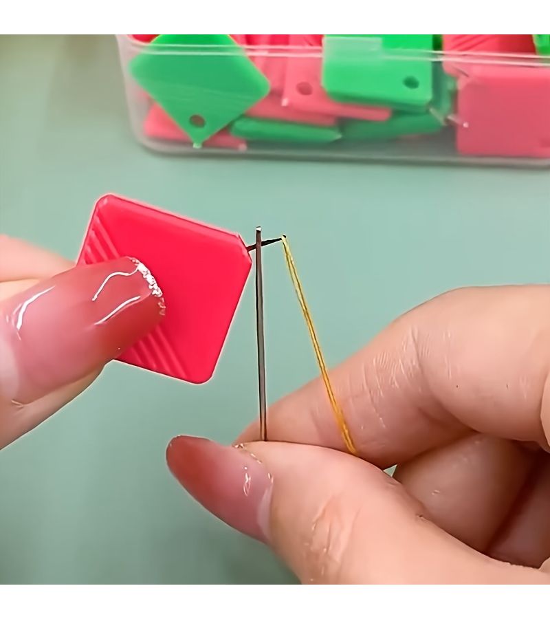 6 Pcs Automatic Sewing Needle Threader Easy Quick Stitching Tool - Image 1