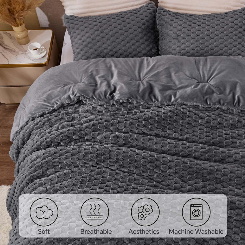 BEDELITE Fluffy King Size Comforter Set - Grey Fleece Soft Comforter for King Size Bed, Luxury Warm Bedding Set for Winter, Fuzzy Bed Set 3 Pieces (1 Comforter, 2 Pillowcases) - Image 3