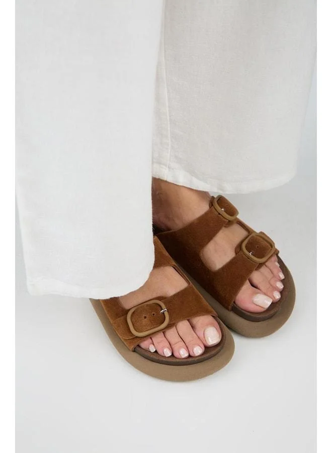 Manijero  (Lavanda 2) Women's Genuine Leather Double Buckle Slide Sandal. for Women | Best Price UAE