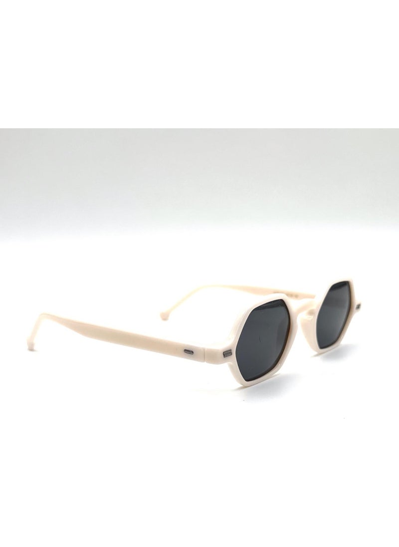 Obb Sunglasses TLOS112 C32 Women's Sunglasses  - Image 5