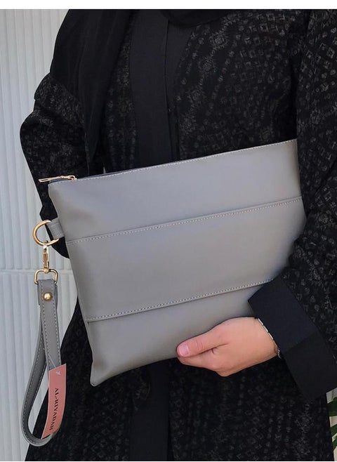leather pouch bag
