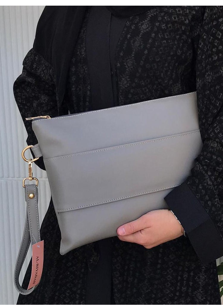 Generic - leather pouch bag - Image 1
