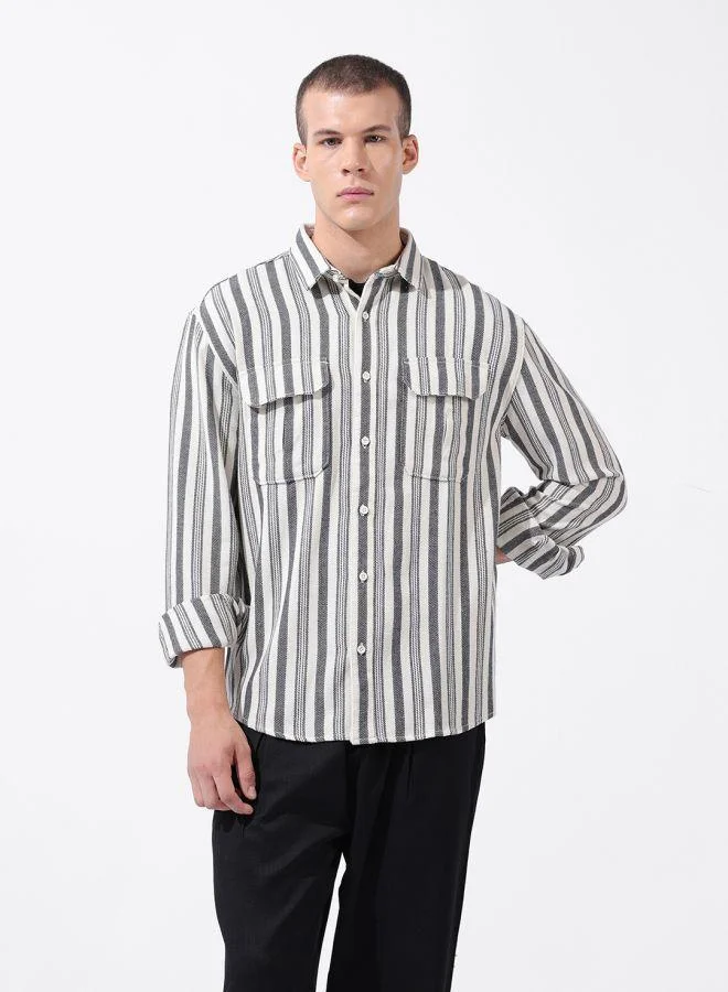 شركة المرآب الهندية Men Relaxed Fit Striped Cutaway Collar Full Sleeves Shirt