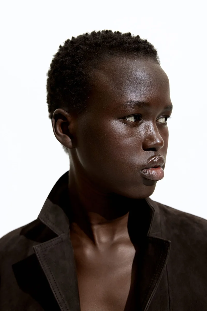 اتش اند ام بليزر من الشامواه بصف أزرار فردي