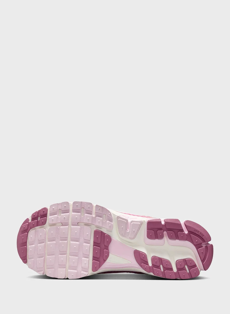Nike Zoom Vomero 5