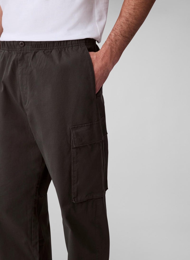 Calvin Klein Jeans Straight Cotton Twill Cargo Trousers - Image 5