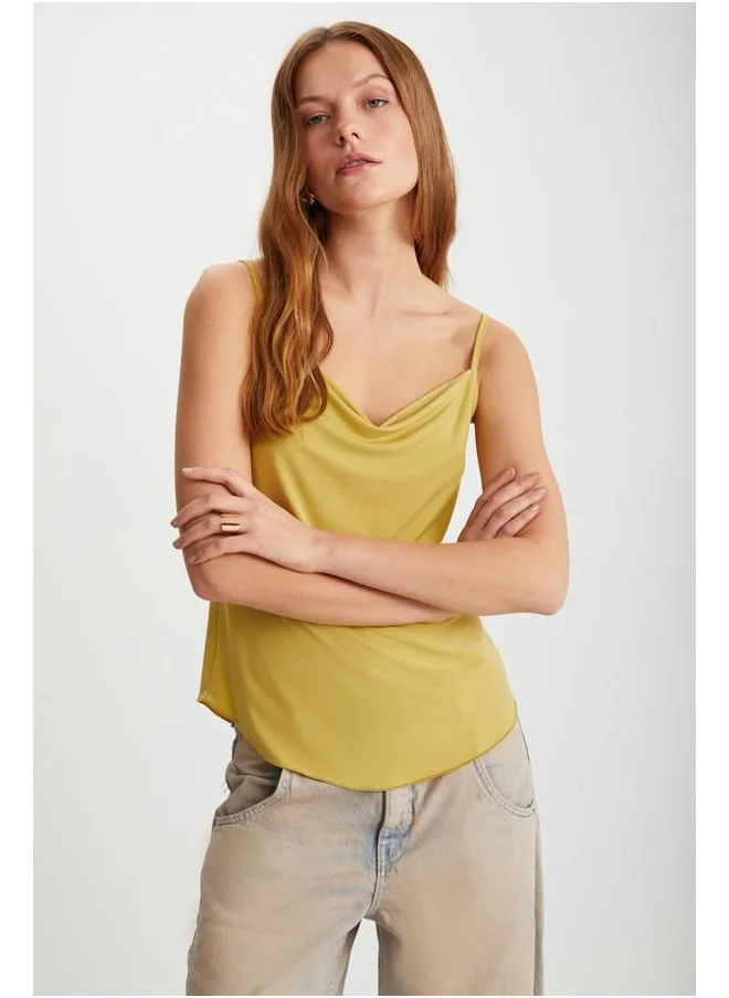 جريميلانج Grimelange Helinna Women's Saffron Yellow Blouse