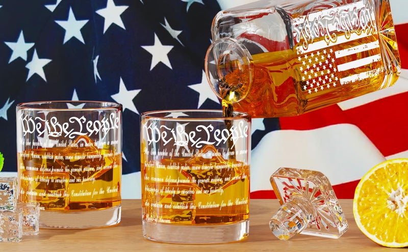 YJGS Whiskey Decanter Engraved We The People American Flag Decanter Set with 2 Glasses for Liquor Scotch Bourbon or Wine, Father's Day Patriotic Gift - Image 3