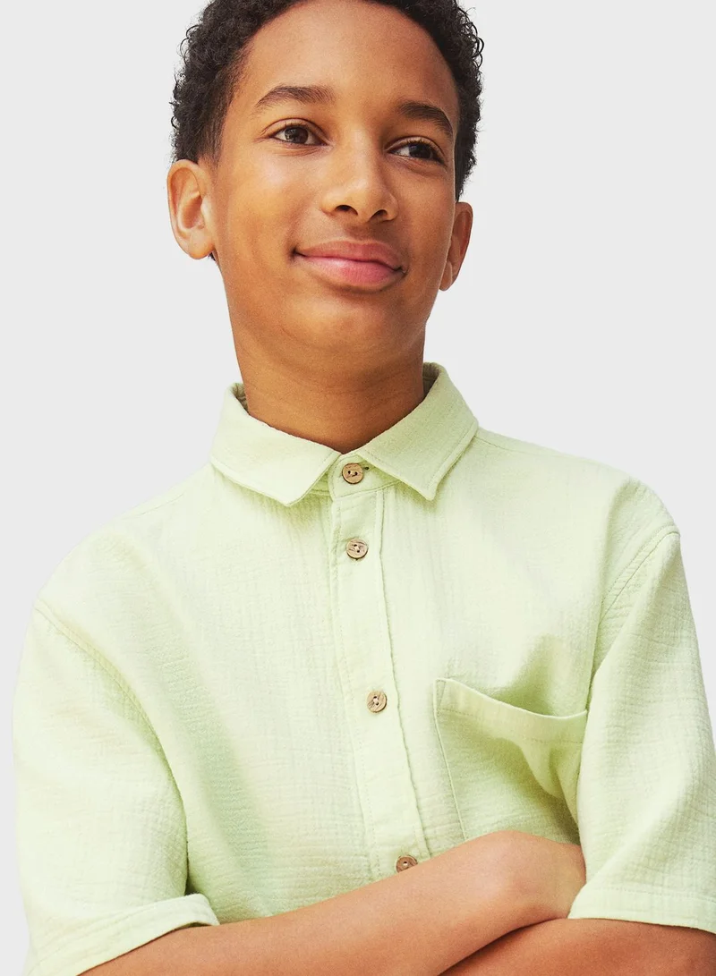 اتش اند ام Kids Crinkled Shirt & Shorts Set
