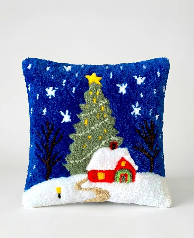 FILLE A FILLE Dream House  Pillow